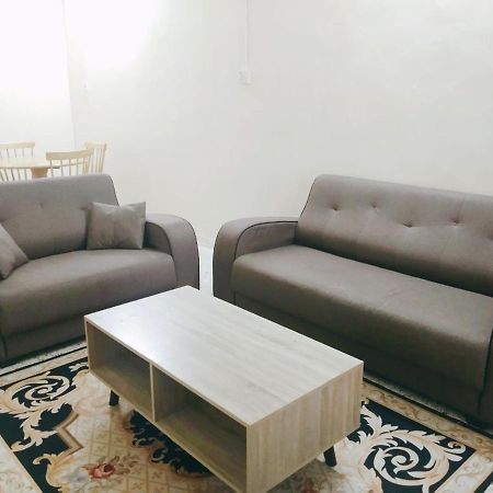 Iman Homestay - Islam Only กวนตัน ภายนอก รูปภาพ